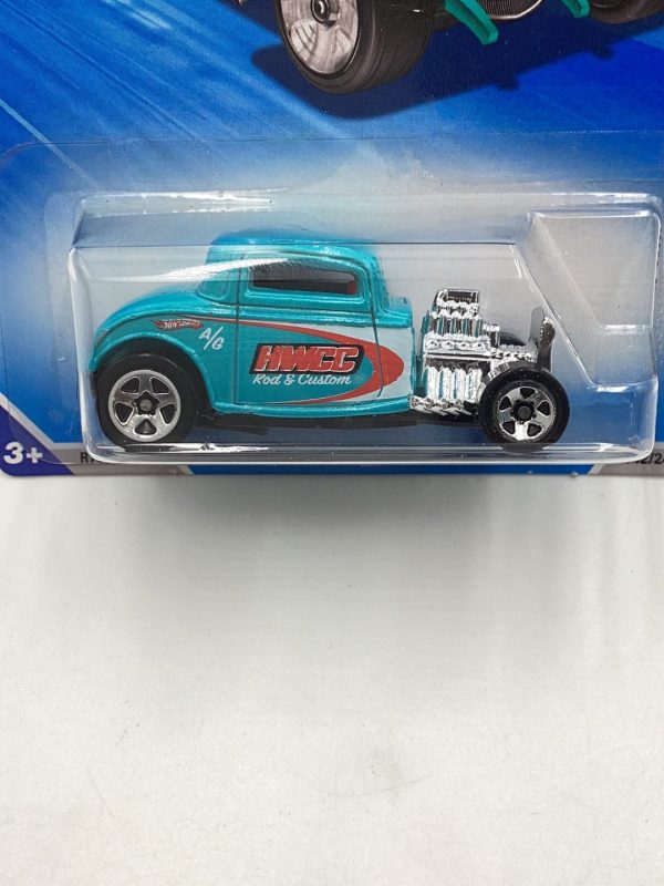 2010 Hot Wheels #142 32 Ford Hot Rods 35D Hot on Sale